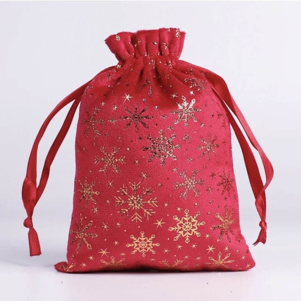 6 Assorted Red Drawstring Bags - Picture 2 of 7